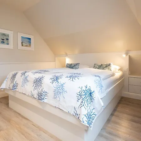 Haus Soenhues Whg 2 Og Apartament *